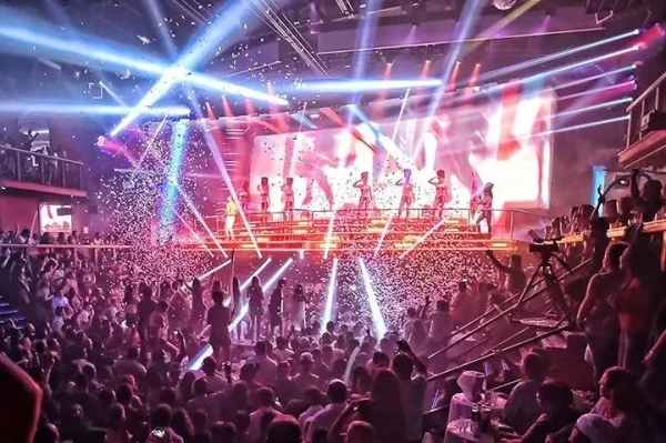 COCOBONGO SHOW & DISCO- Open Bar - $90 - Image 2